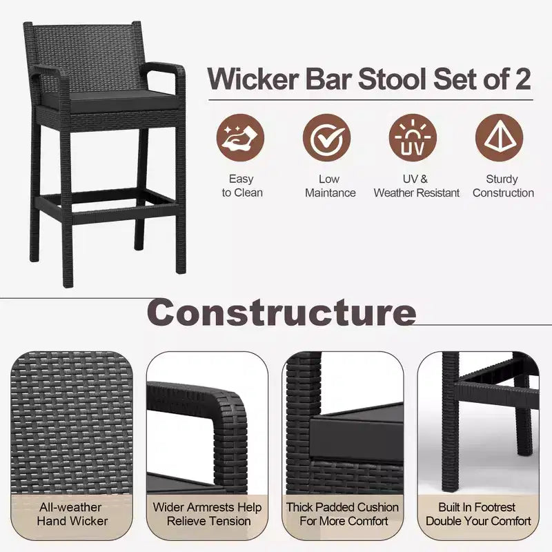 Tabourets de bar à dossier bas en rotin marron avec coussin et accoudoirs, lot de 2