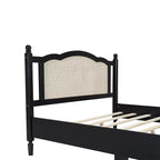 Lit plateforme Queen en bois avec tête de lit en rotin naturel, cadre de lit vintage avec support à lattes, noir